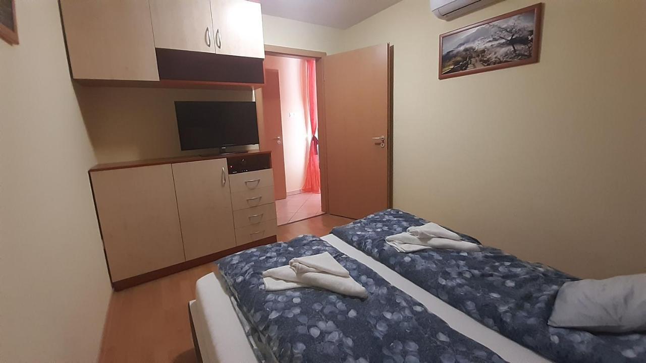 Elizabet Apartman A Belvarosban サルバシュ エクステリア 写真